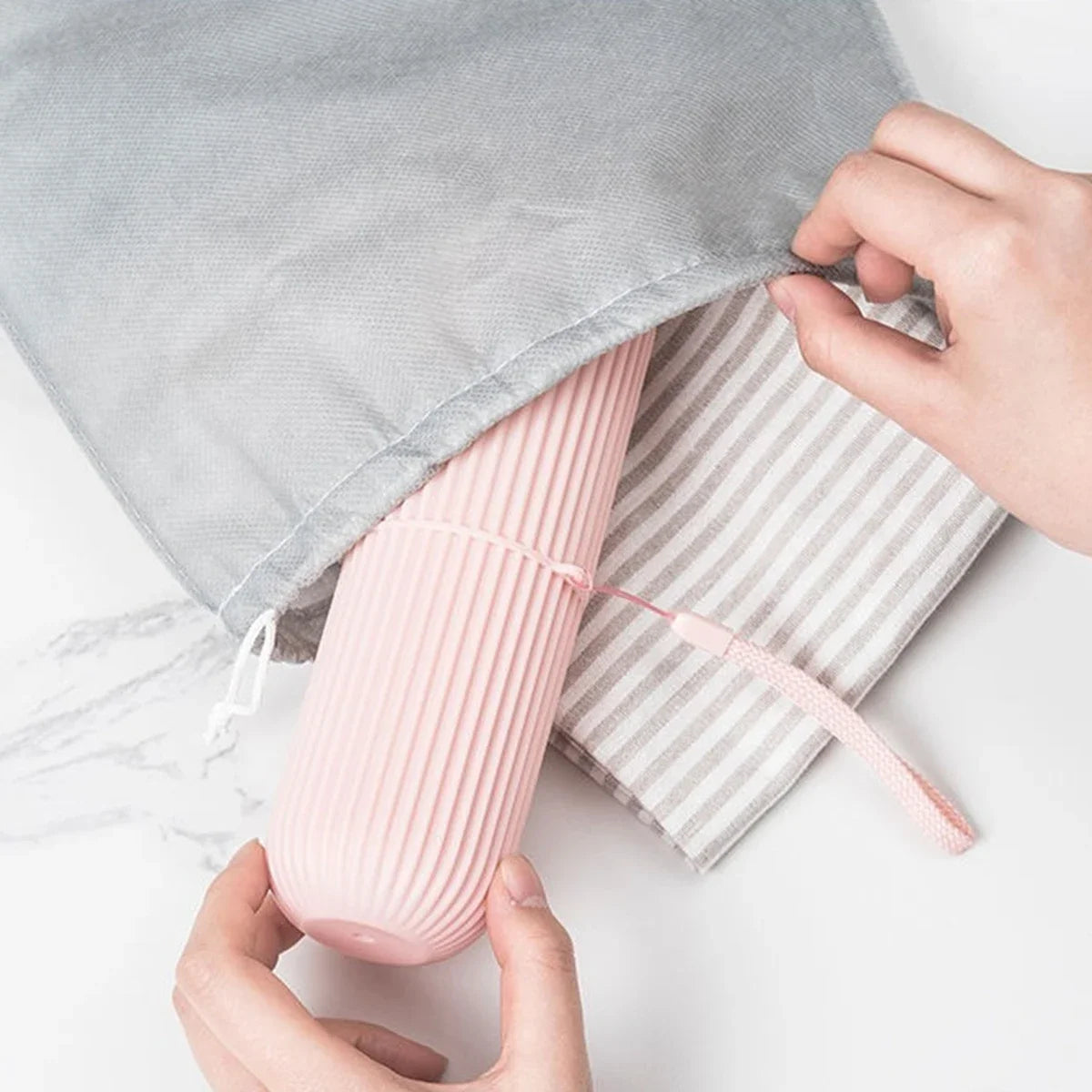 Portable Toothbrush & Toothpaste Travel Case — Waterproof Protection for On-The-Go Oral Care